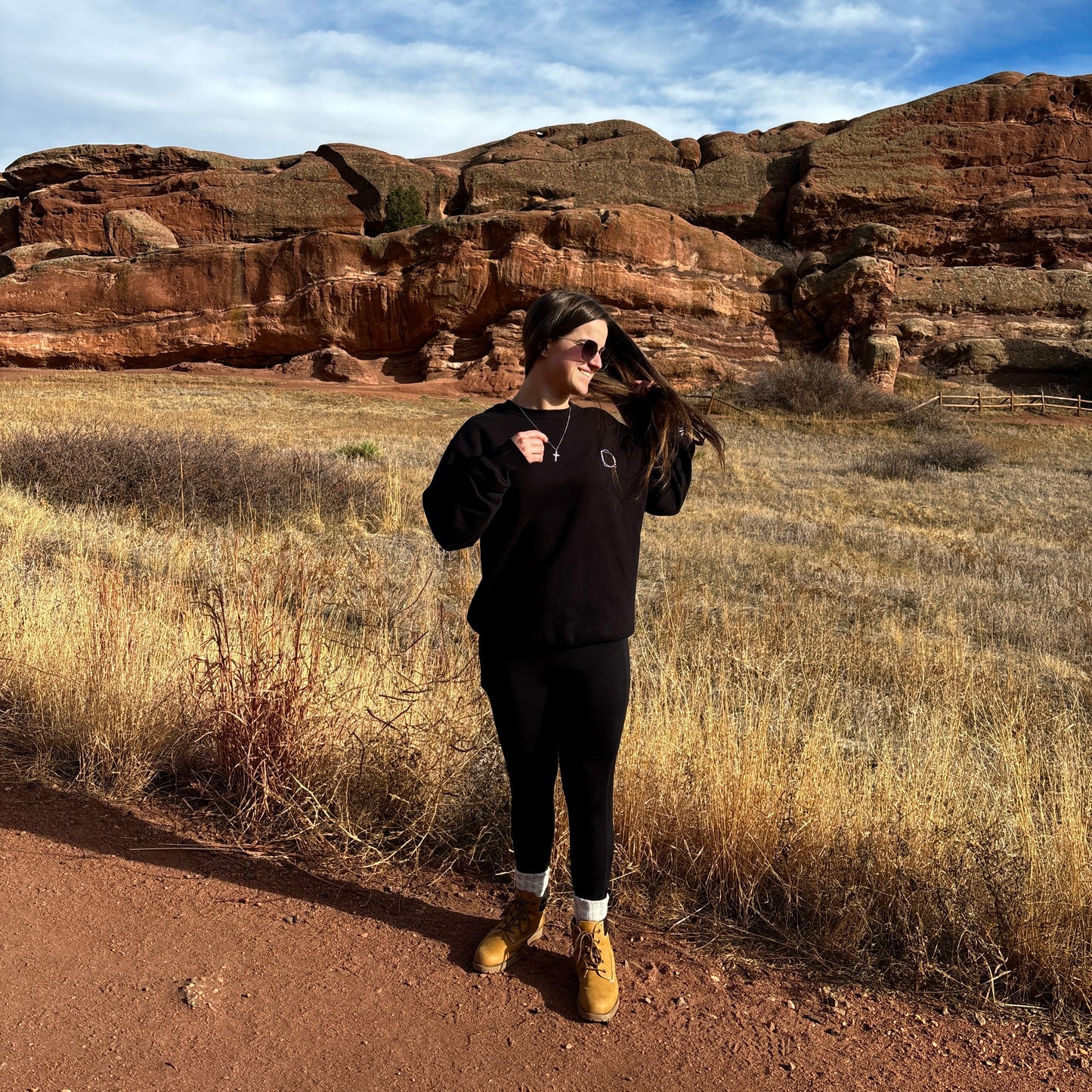 WHITE ON BLACK LOGO SWEATSHIRT